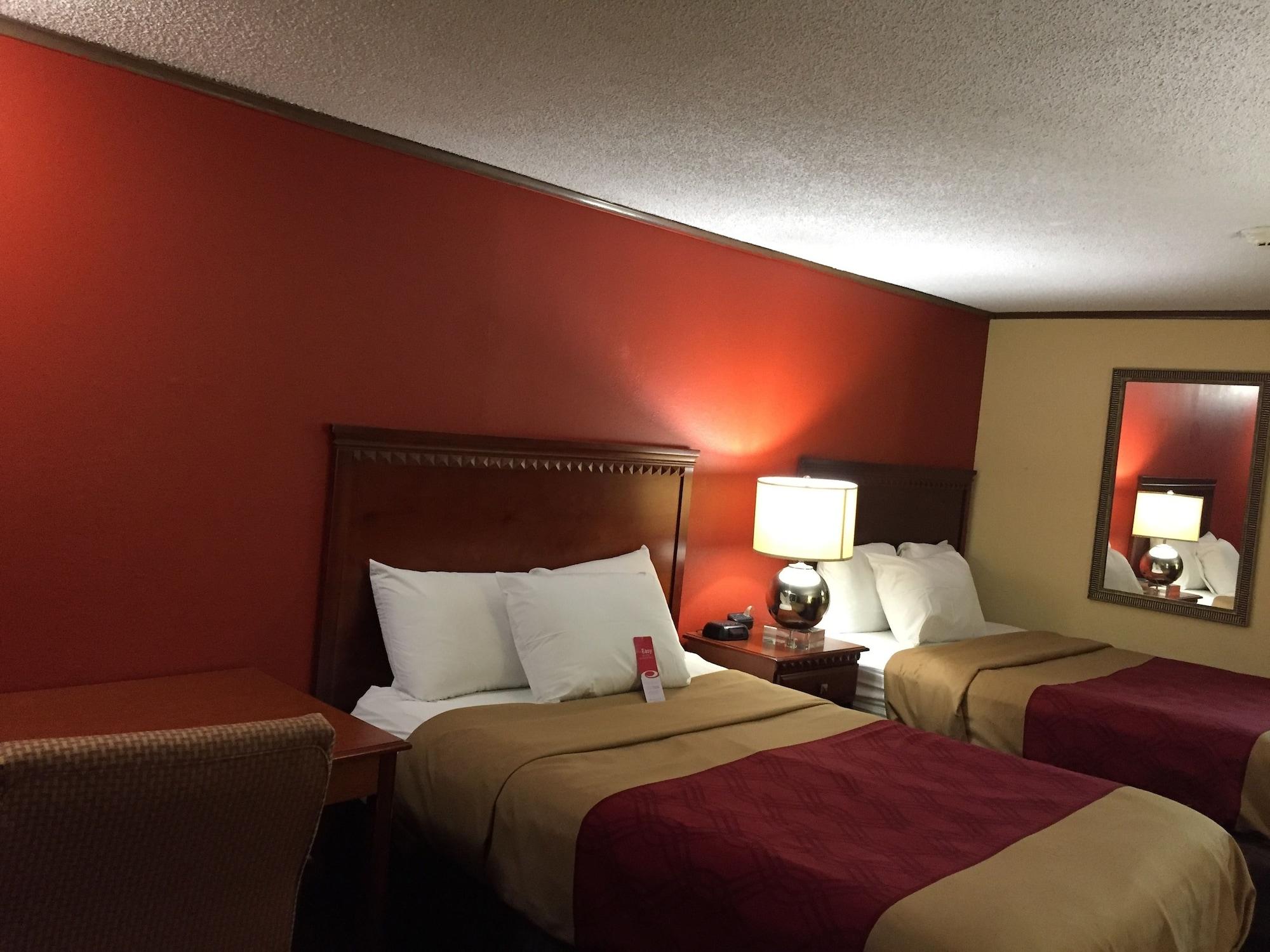 Econo Lodge Norwalk Buitenkant foto